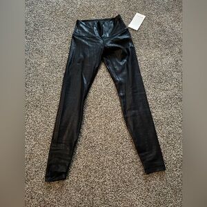 New Lululemon ribbed shine leggings